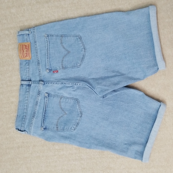 Levi's Classic Bermuda Shorts Size 29 - Picture 7 of 8